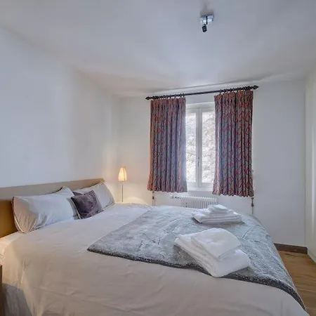 La Ruinette-comfortable 3-bed, In Centre Apartment Verbier