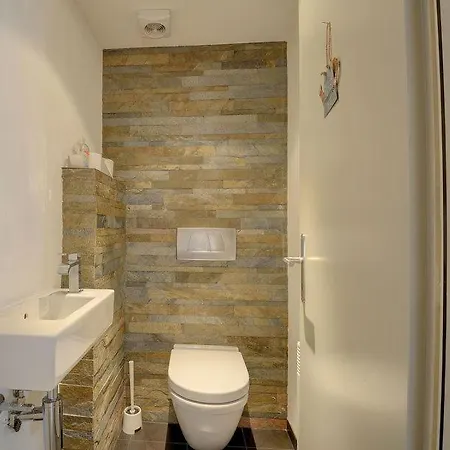 Apartment La Ruinette-comfortable 3-bed, In Centre