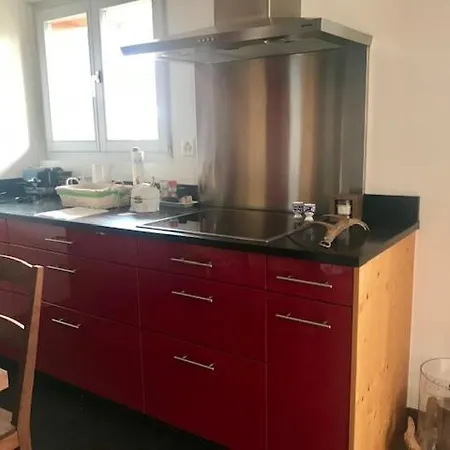 Apartment La Ruinette-comfortable 3-bed, In Centre