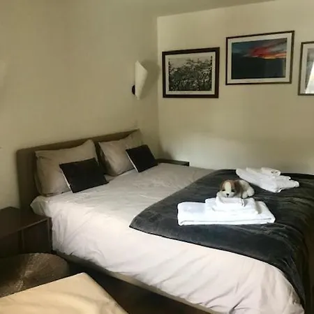 La Ruinette-comfortable 3-bed, In Centre Apartment *